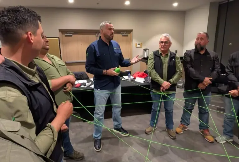 Equipo de Agroterrum México en campo
